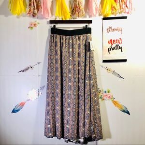 LuLaRoe Lucy Skirt